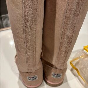 Australian Made Original NWT Ulta Pink Long Boot-Made by Sheepskins Downunder